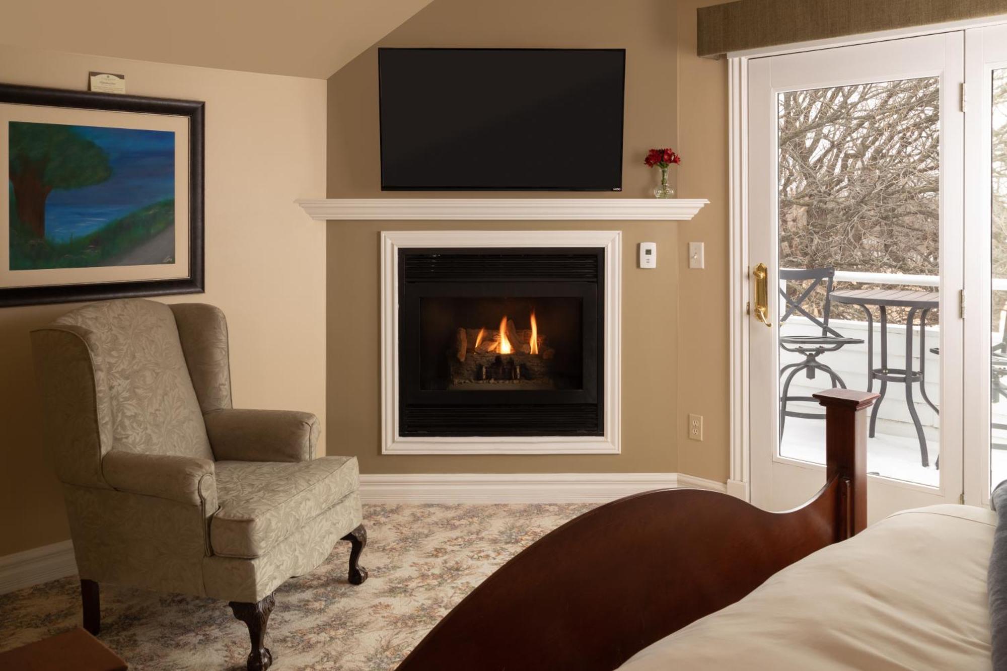The Oakwood Inn Okoboji Extérieur photo